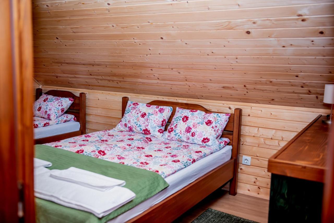 Central Chalet Varsag Exterior foto